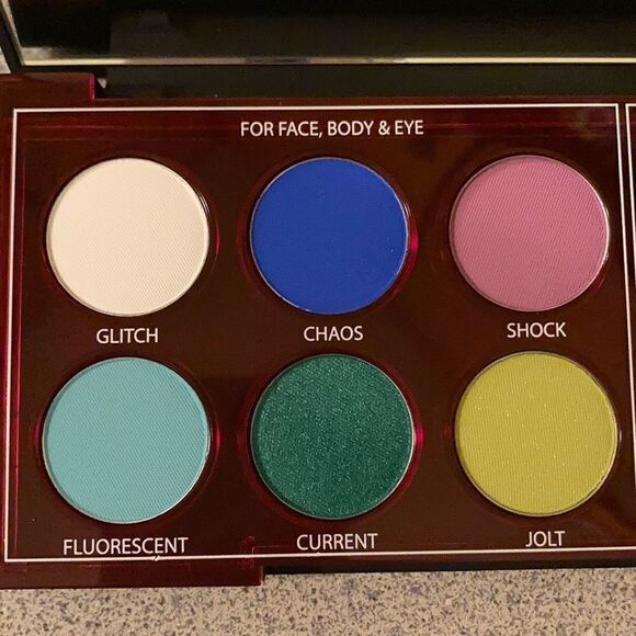 HPđ„° Urban Decay WIRED eye,âface,âbodyâpalette - Picture 3 of 7